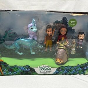 Disney Raya And The Last Dragon Petite Gift  Set Sisu Tuk Tuk Target Exclusive**